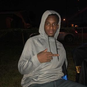 Meet your Posher, Christopher